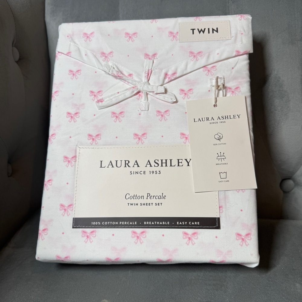 NEW Laura Ashley LOVELY BOWS Pink/White 3pc Twin Sheet‎ Set
